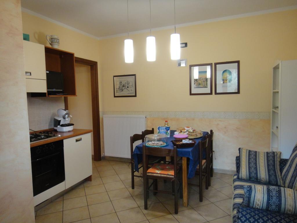 Residenza Cieloterra Guest House Rivotorto Phòng bức ảnh
